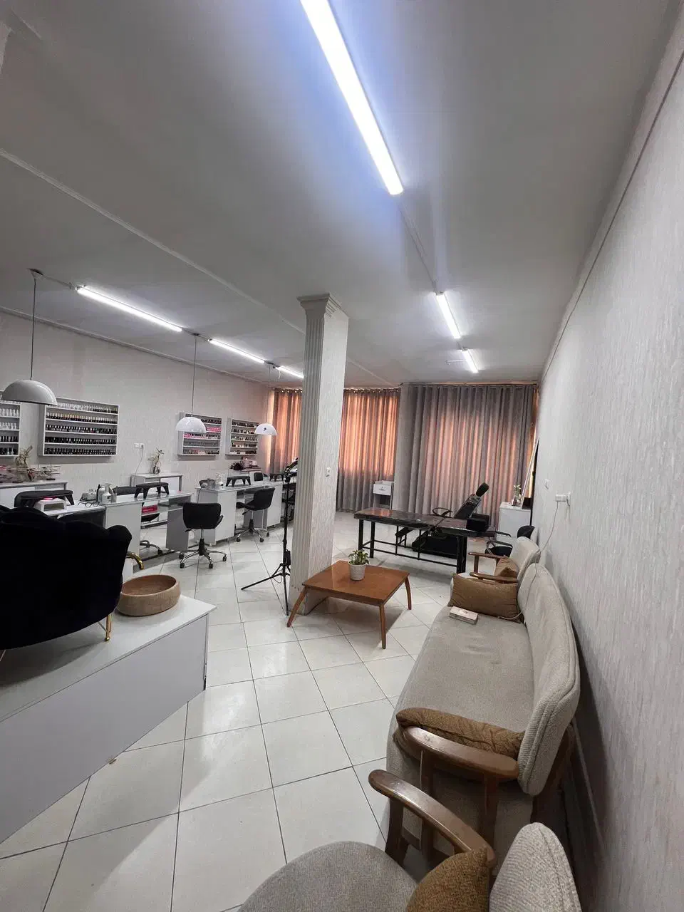 ۱۲۰متر دفتر کار و سالن زیبایی|اجارهٔ دفتر کار، اتاق اداری، مطب|ری, اقدسیه|دیوار