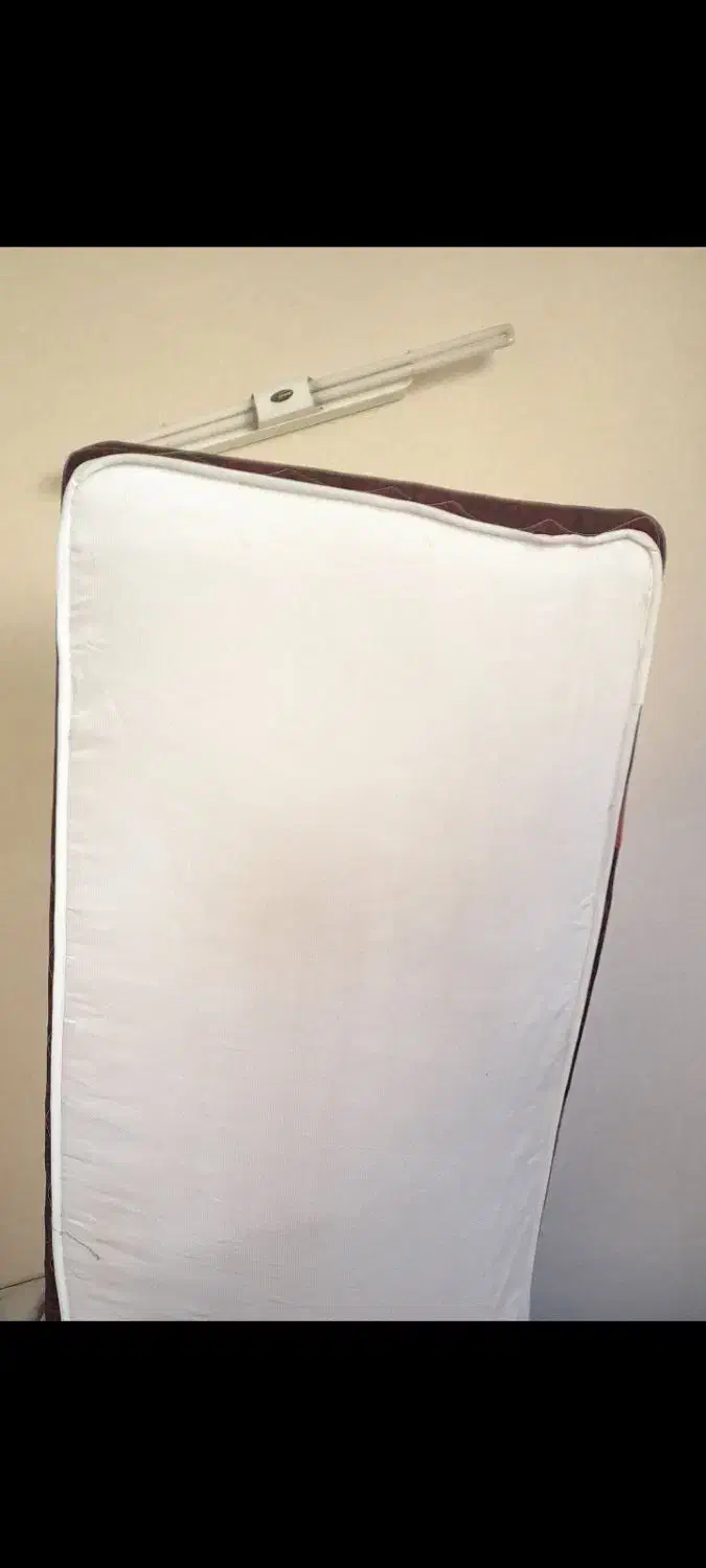 تشک تخت  به همراه تخت و کفی نئوپان|تشک تختخواب|مشهد, نیروی هوایی|دیوار