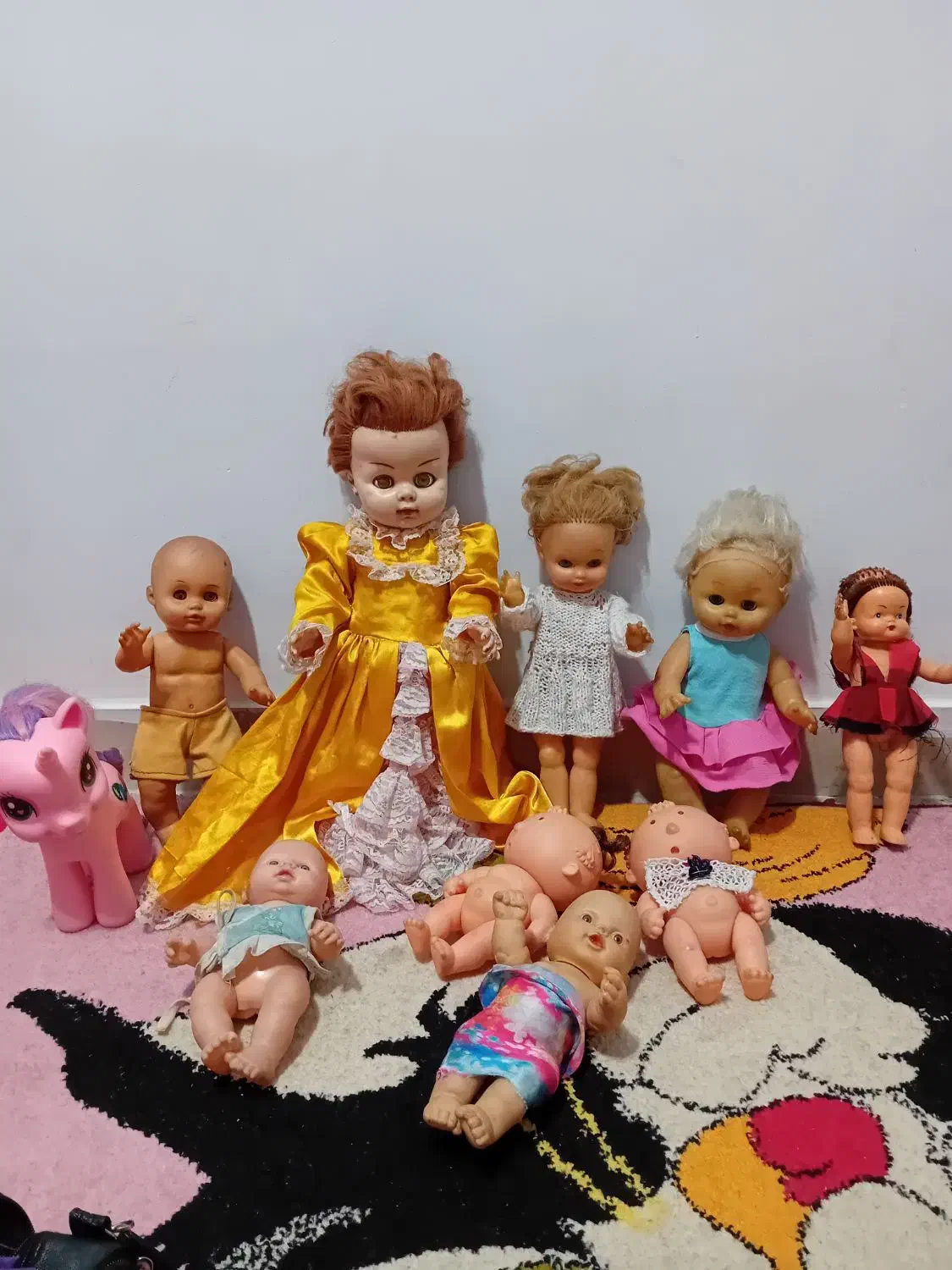 تعدادی عروسک دخترانه|اسباببازی|تهران, جوادیه|دیوار