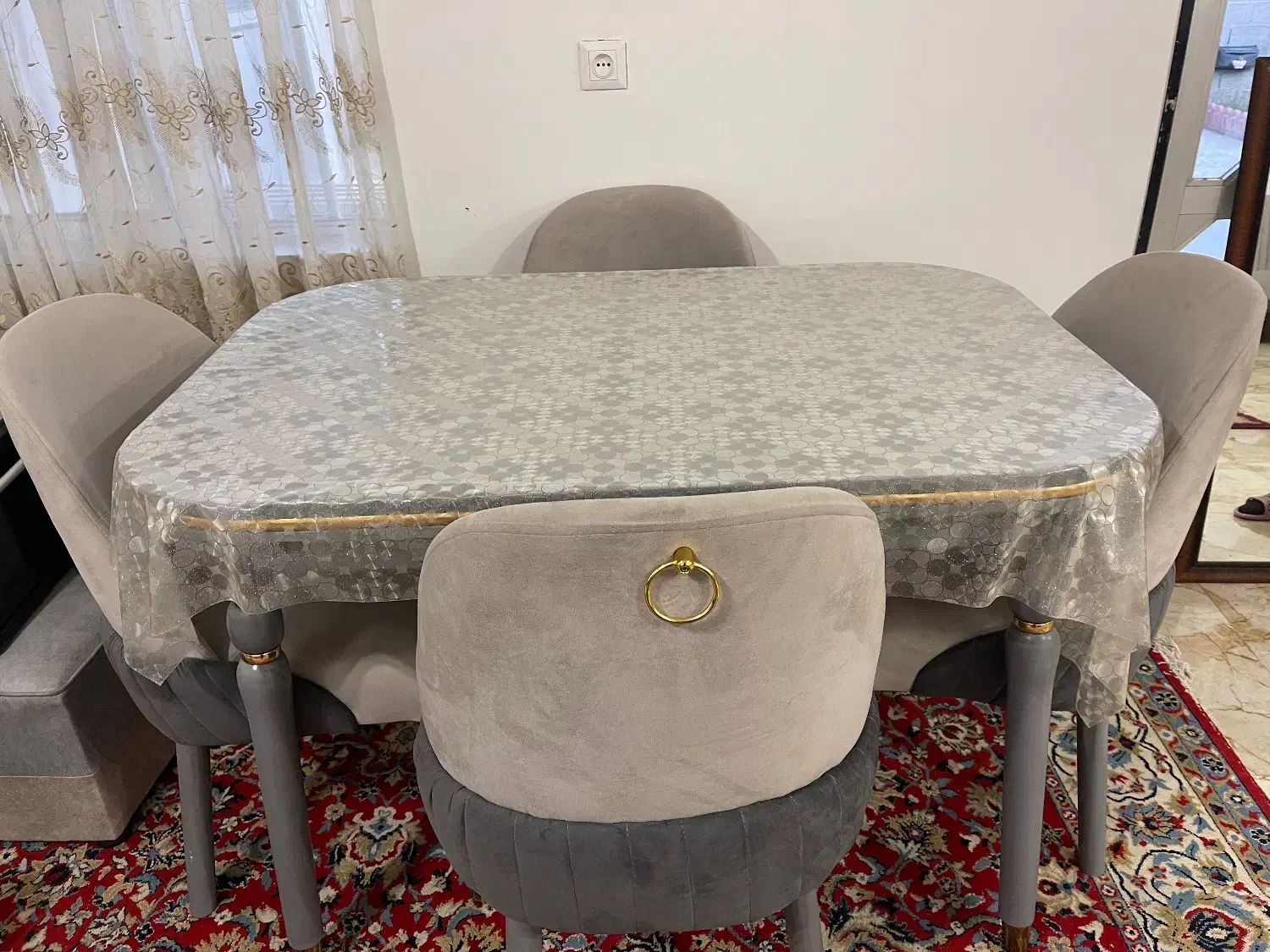 میزناهارخوری ۴نفره|میز و صندلی غذاخوری|رشت, گیل|دیوار