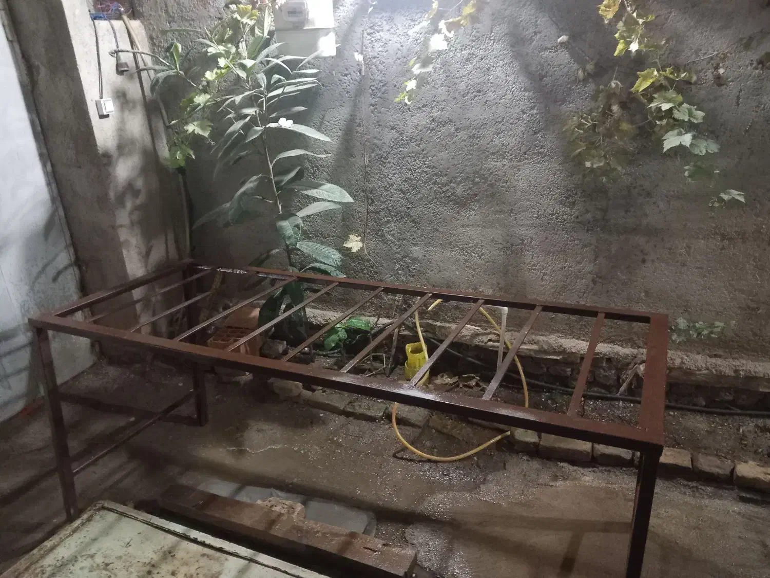 تخت آهنی|تخت و سرویس خواب|فاضل آباد, |دیوار