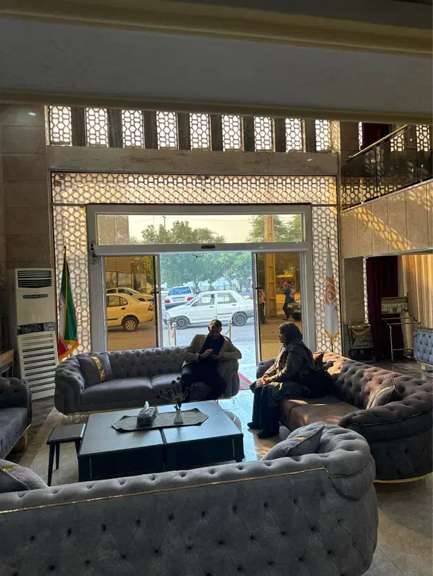 نیروی خانم و آقا خدماتی نظافت سالندار قلیان زن|استخدام خدمات فروشگاه و رستوران|خرمشهر, |دیوار