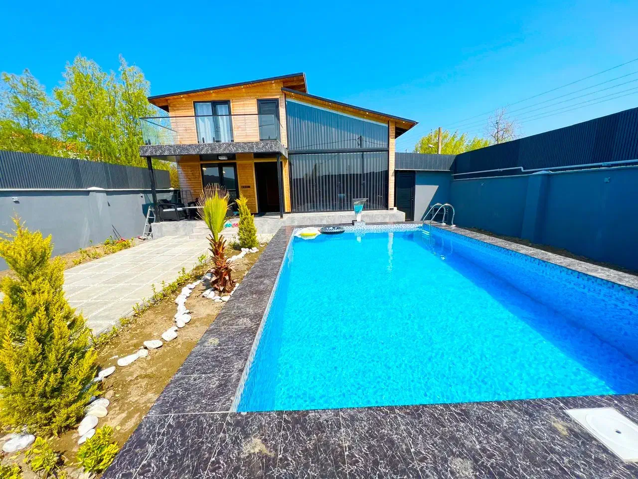 اجاره کلبه چوبی استخردار روباز کد ۵|اجارهٔ کوتاه‌مدت ویلا و باغ|نور, |دیوار