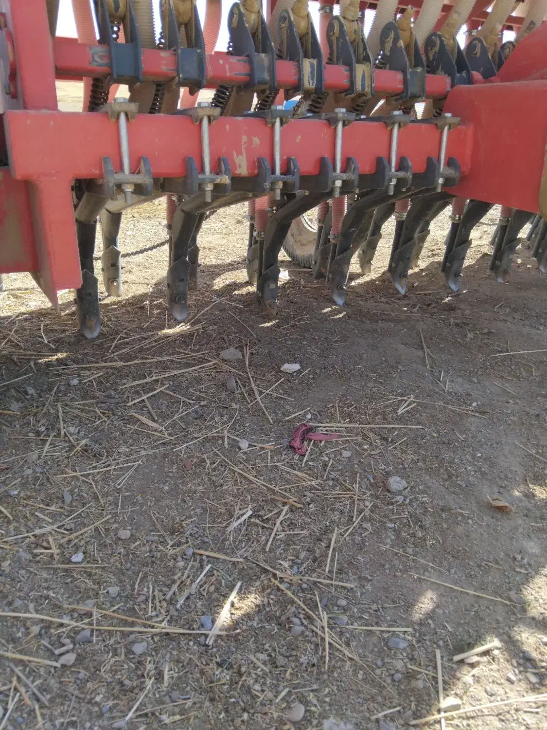 ردیفکار ۲۱ ردیف ریز دانه کار بذرپاش ۴۰ هکتار کار|ماشینآلات صنعتی|سریش آباد, |دیوار