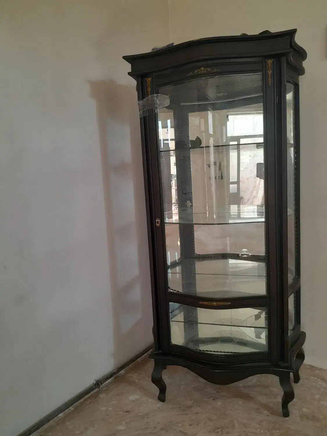 بوفه چوبی|بوفه، ویترین، کنسول|قره ضیاالدین, |دیوار