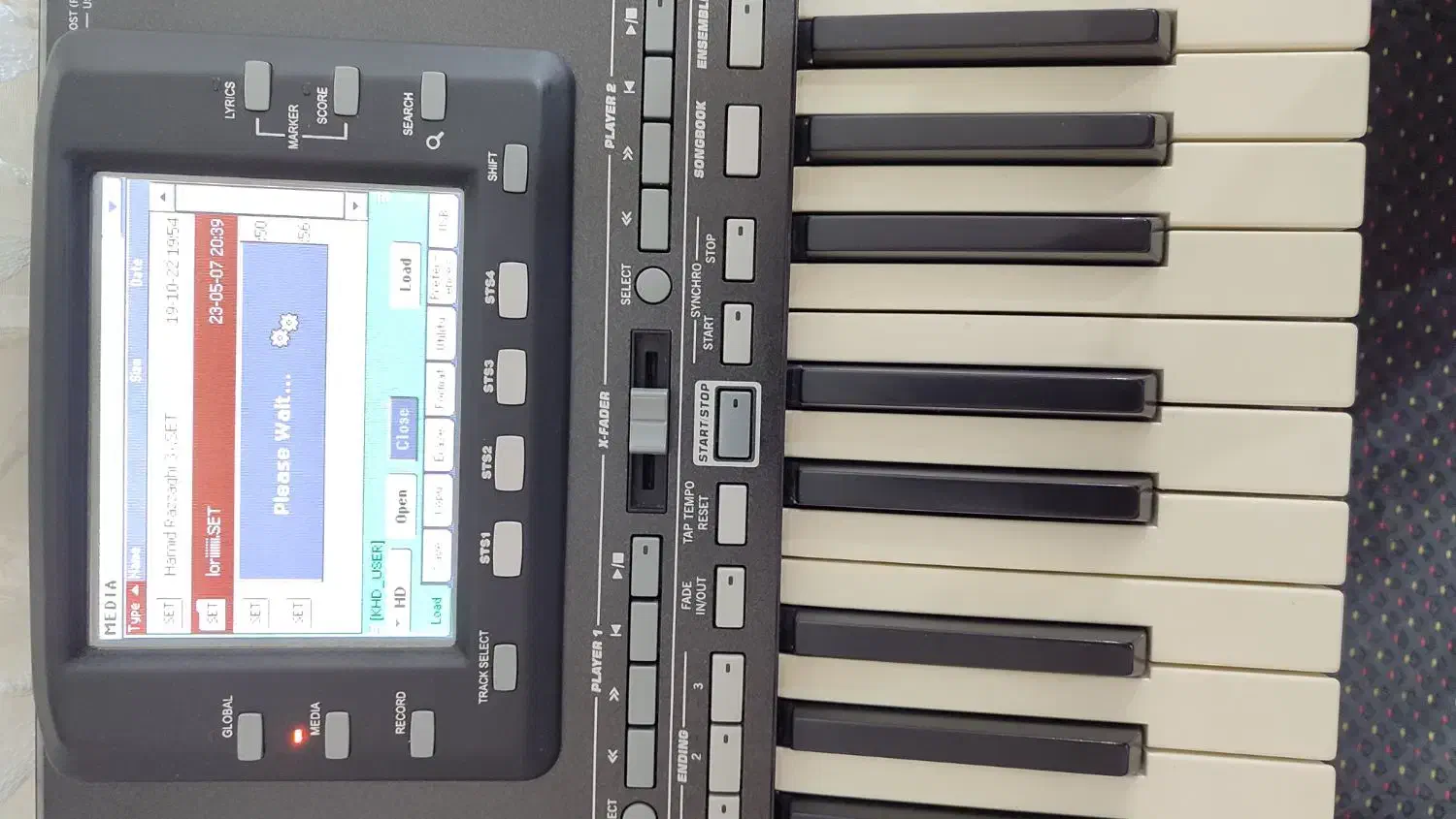 pa3xدرحدنوع|پیانو، کیبورد، آکاردئون|اردبیل, |دیوار