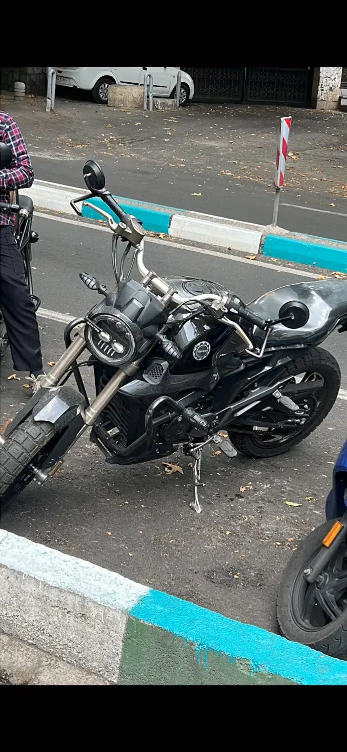 موتورو زونتس z2 150سی سی|موتورسیکلت|تهران, باغ فردوس|دیوار