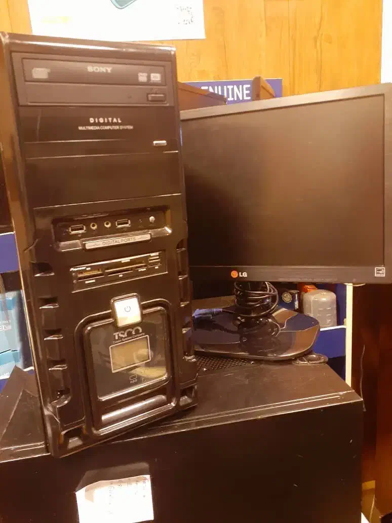 فروش کامپیوتر همراه تجهیزات|رایانه رومیزی|رشت, منظریه|دیوار