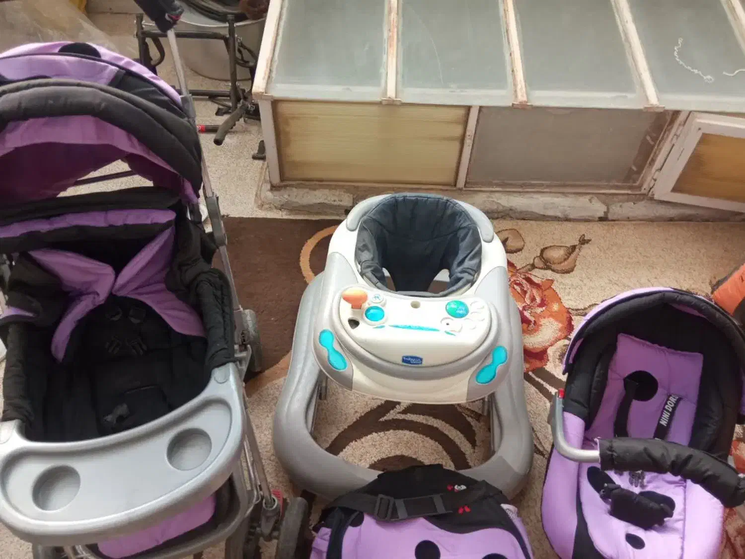 لوازم بچه درحدنو|کالسکه و لوازم جانبی|چناران, |دیوار