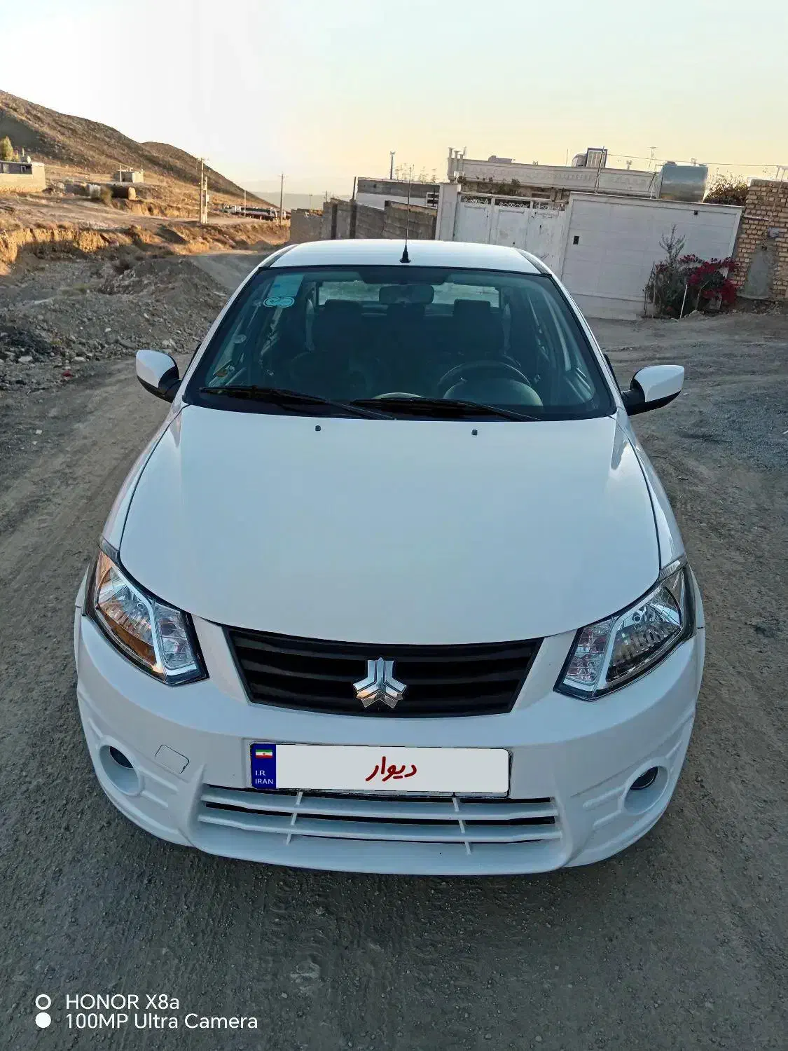 ساینا مدل97|خودرو سواری و وانت|شهرضا, |دیوار