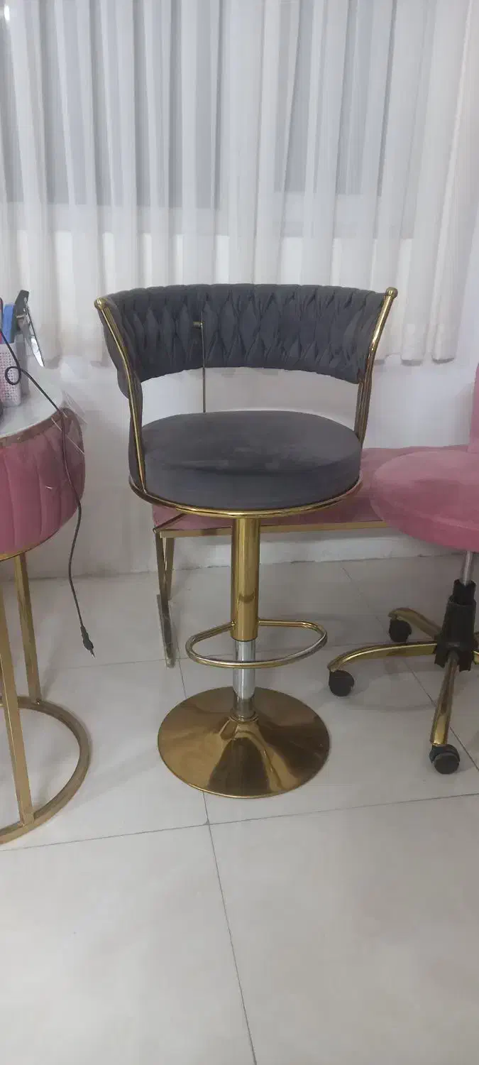 ست کامل میکاپ|آرایشگاه و سالن‌های زیبایی|خرم‌آباد, |دیوار