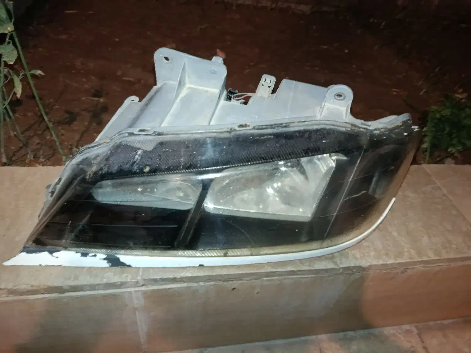 چراغ جلو پارس و مقداری وسایل دیگه|قطعات یدکی و لوازم جانبی|زابل, |دیوار