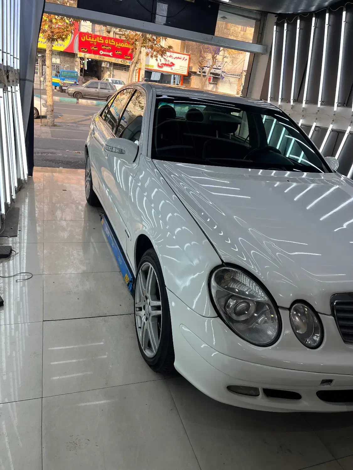 خودرو بنز کلاسE240 سفید|خودرو سواری و وانت|تهران, تهرانپارس غربی|دیوار
