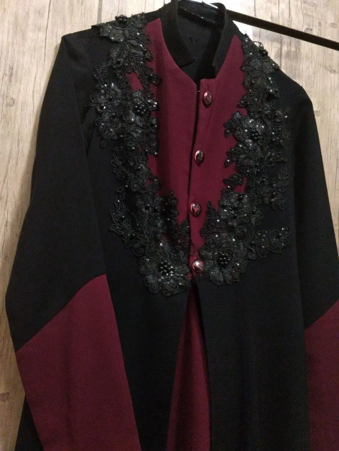 مانتو|لباس|تربت‌حیدریه, داروپخش|دیوار