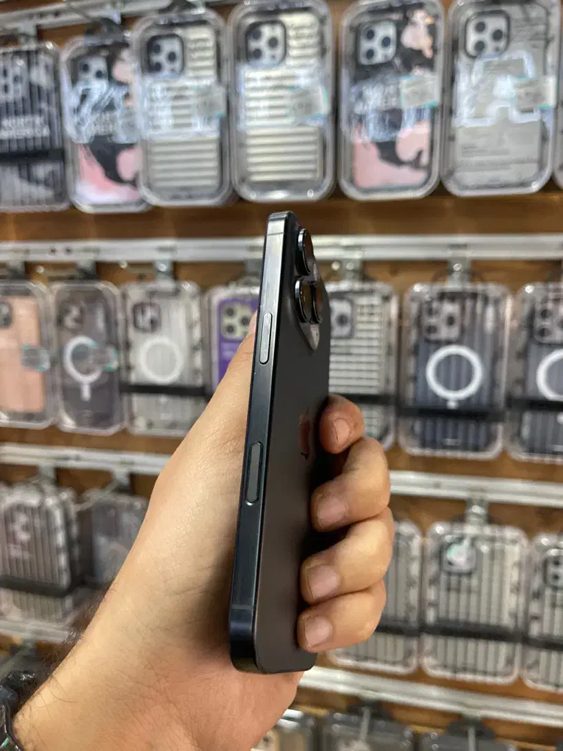 آیفون ۱۶ پرو مدلCH/Aدوسیم‌کارت ظرفیت ۲۵۶ گیگابایت|موبایل|فردیس, فردیس|دیوار