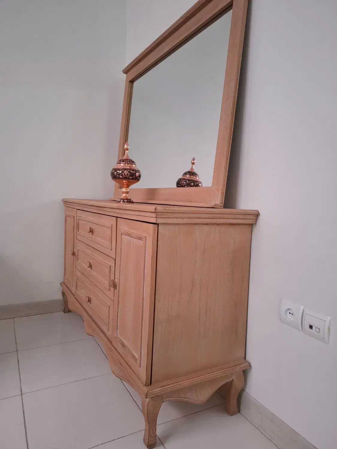 میز کنسول و آینه|بوفه، ویترین، کنسول|قزوین, |دیوار