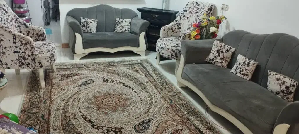 مبل|مبلمان خانگی و میز عسلی|رشت, شهرک شهید مفتح|دیوار