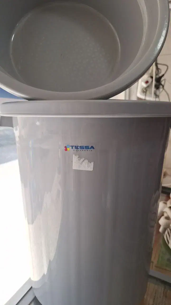 سطل و تشت نو مواد اولیه|لوازم نظافت|اهواز, پادادشهر|دیوار