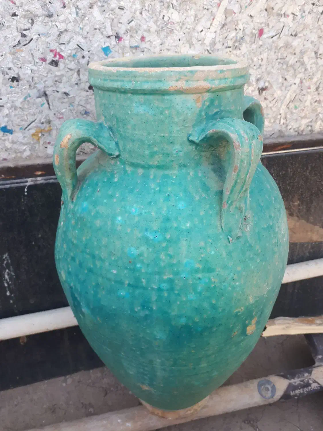 کوزه|کلکسیون اشیاء عتیقه|شهرضا, |دیوار