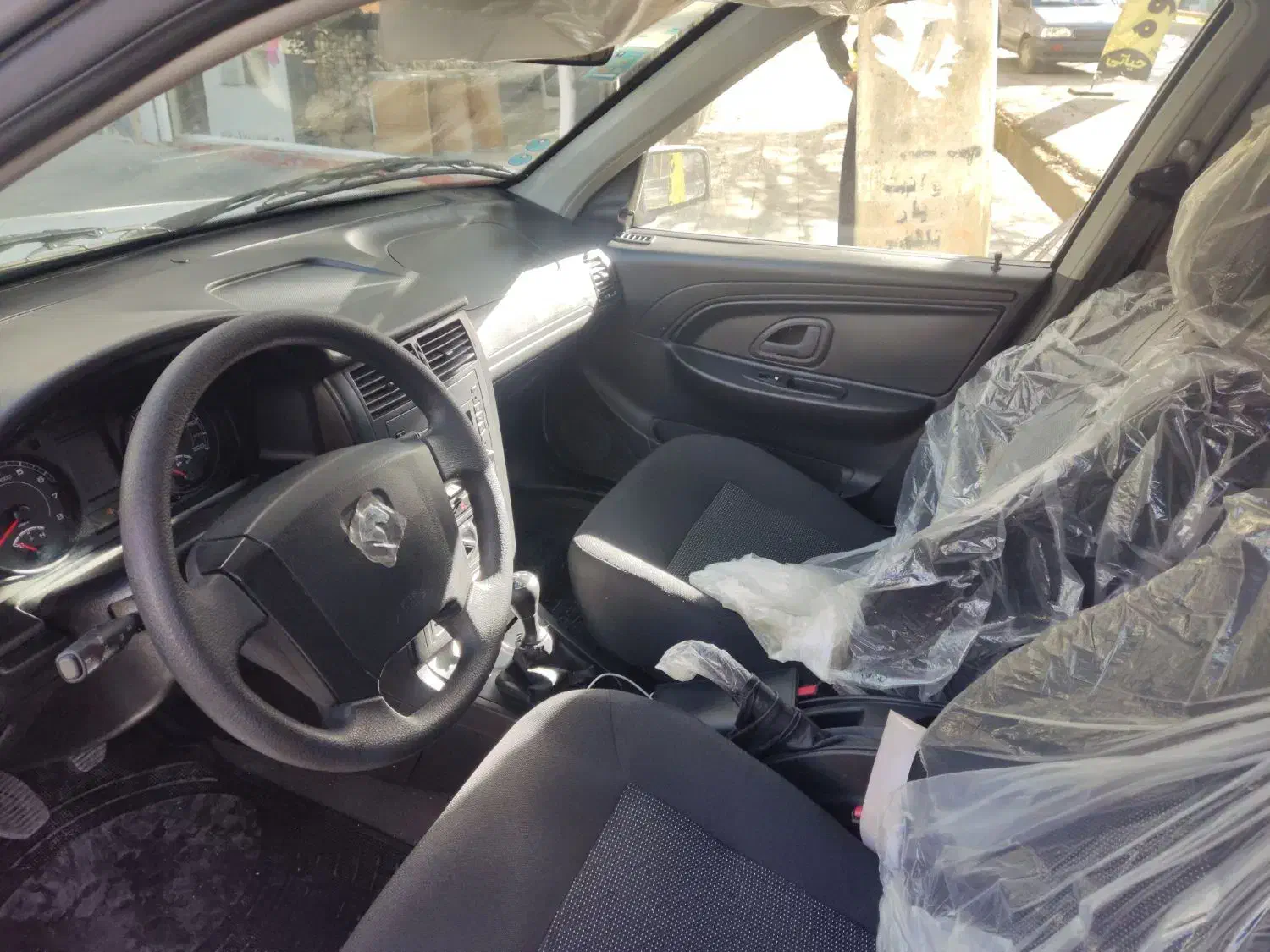 آریسان 403 برج 12|خودرو سواری و وانت|خرمآباد, |دیوار