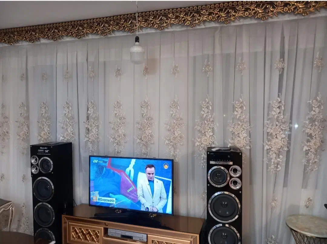 فروش فوری پرده بسیار زیبا|پرده، رانر، رومیزی|ملایر, |دیوار