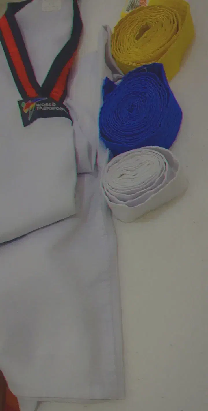 وسایل مبارزه، لباس و کمربند تکواندو|تجهیزات ورزشی|جم, |دیوار