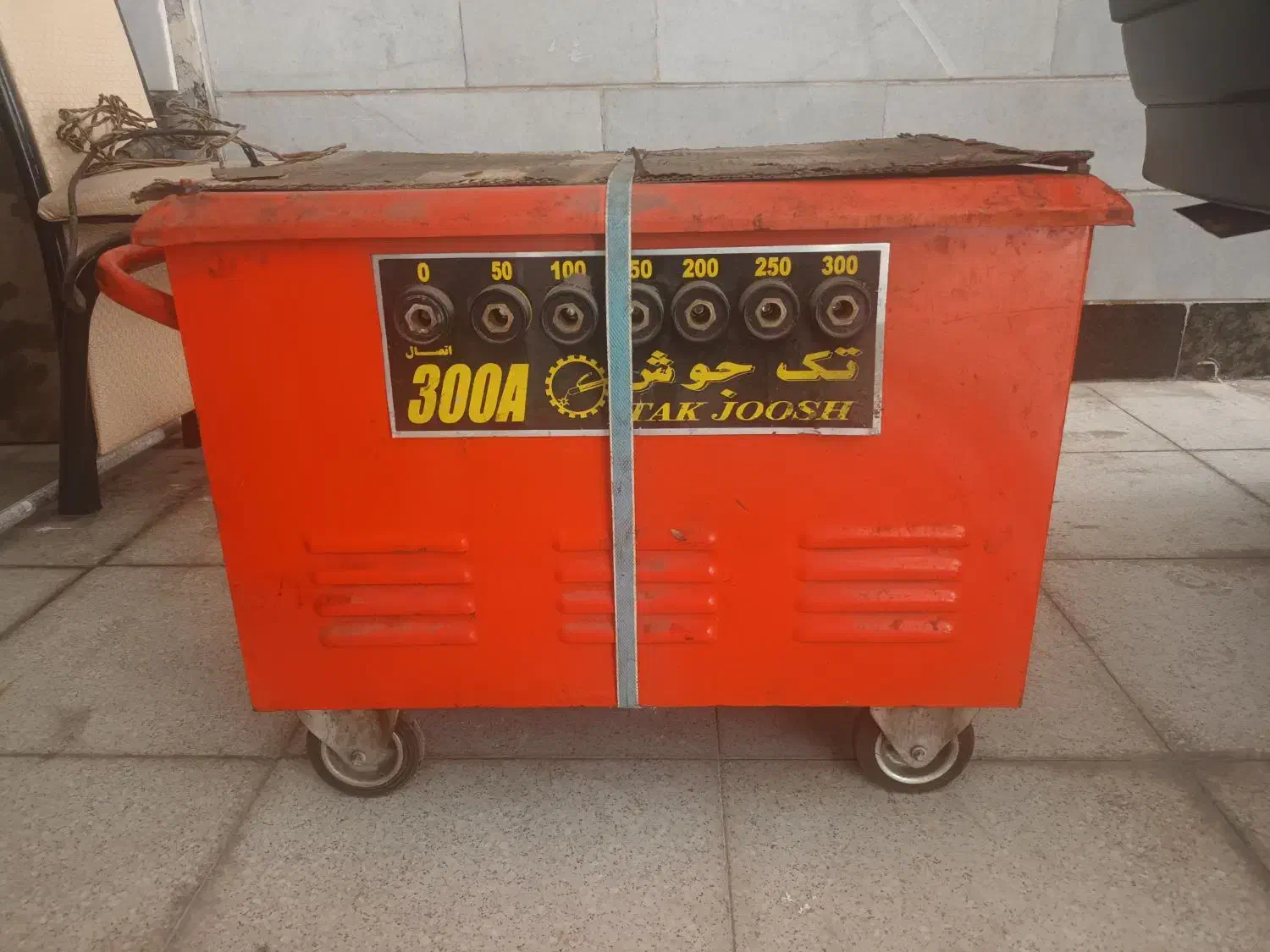 دستگاه جوش کابین بزرگ|ماشینآلات صنعتی|اندیشه, اندیشه فاز ۱|دیوار