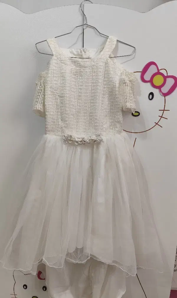 لباس عروس بچگانه|کفش و لباس بچه|لنجان, |دیوار