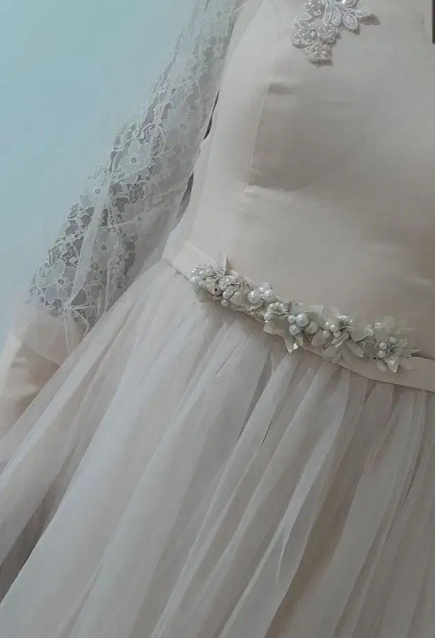 لباس مجلسی|لباس|مسجد سلیمان, |دیوار