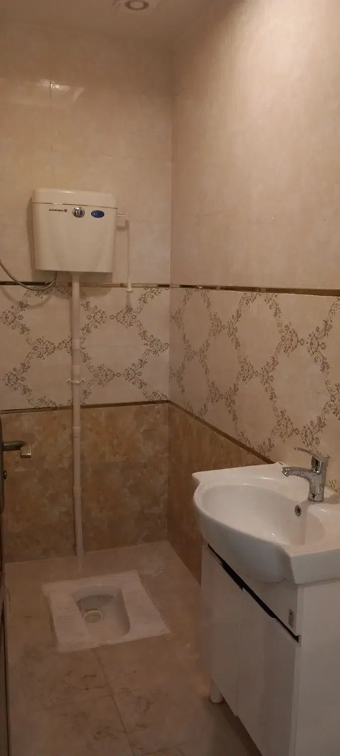 120متر سه خواب فول امکانات (( خوش نقشه ))