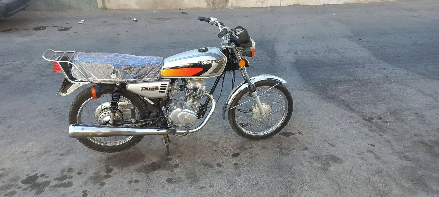 موتور سیکلت ۱۲۵ مدل ۹۳ مدارک کامل|موتورسیکلت|شیراز, مسلم|دیوار