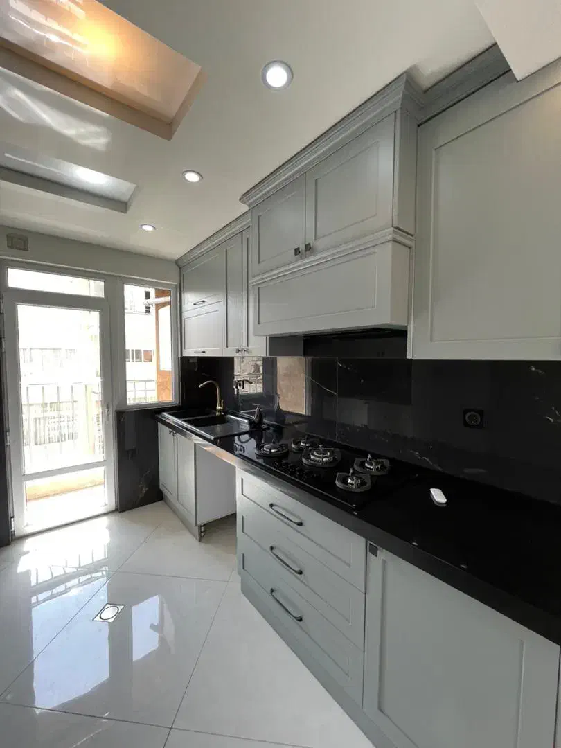 ۷۰متری ۲نبش جنوبی روبکوچه // ۱۰ساله سرمایه گذاری|فروش آپارتمان|تهران, گیشا|دیوار