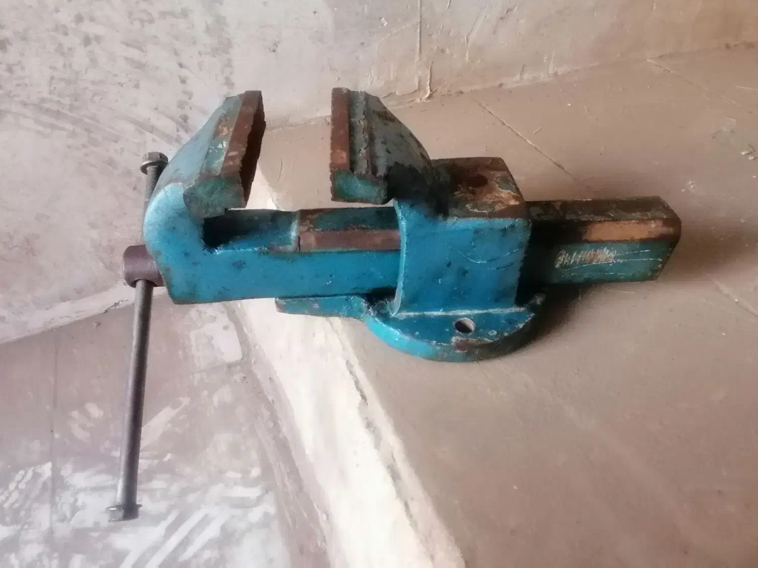 گیره رومیزی|ابزارآلات|قم, زنبیل آباد|دیوار