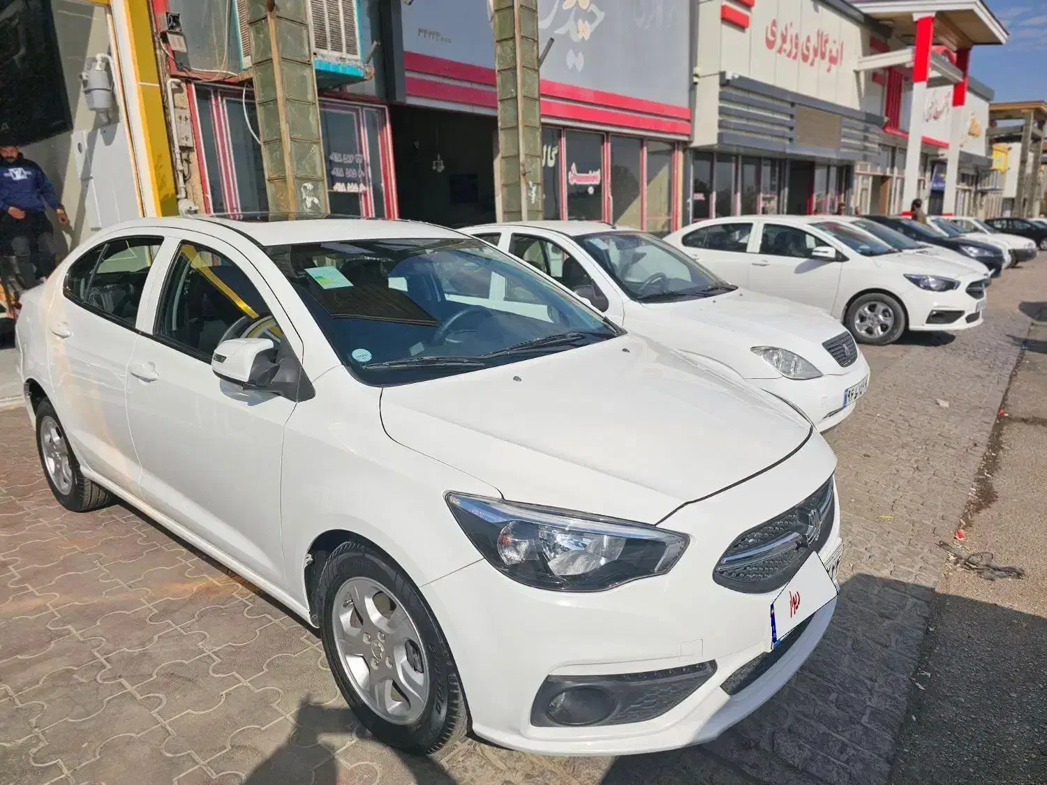 شاهین سانروف دار|خودرو سواری و وانت|همدان, |دیوار