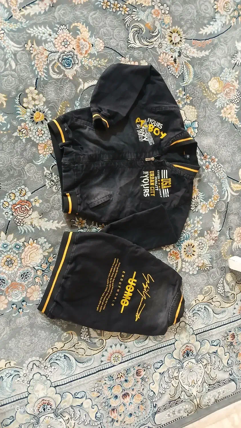 کت لی و ژیله لباس مناسب دوقلو ها مناسب|کفش و لباس بچه|مشهد, قائم|دیوار