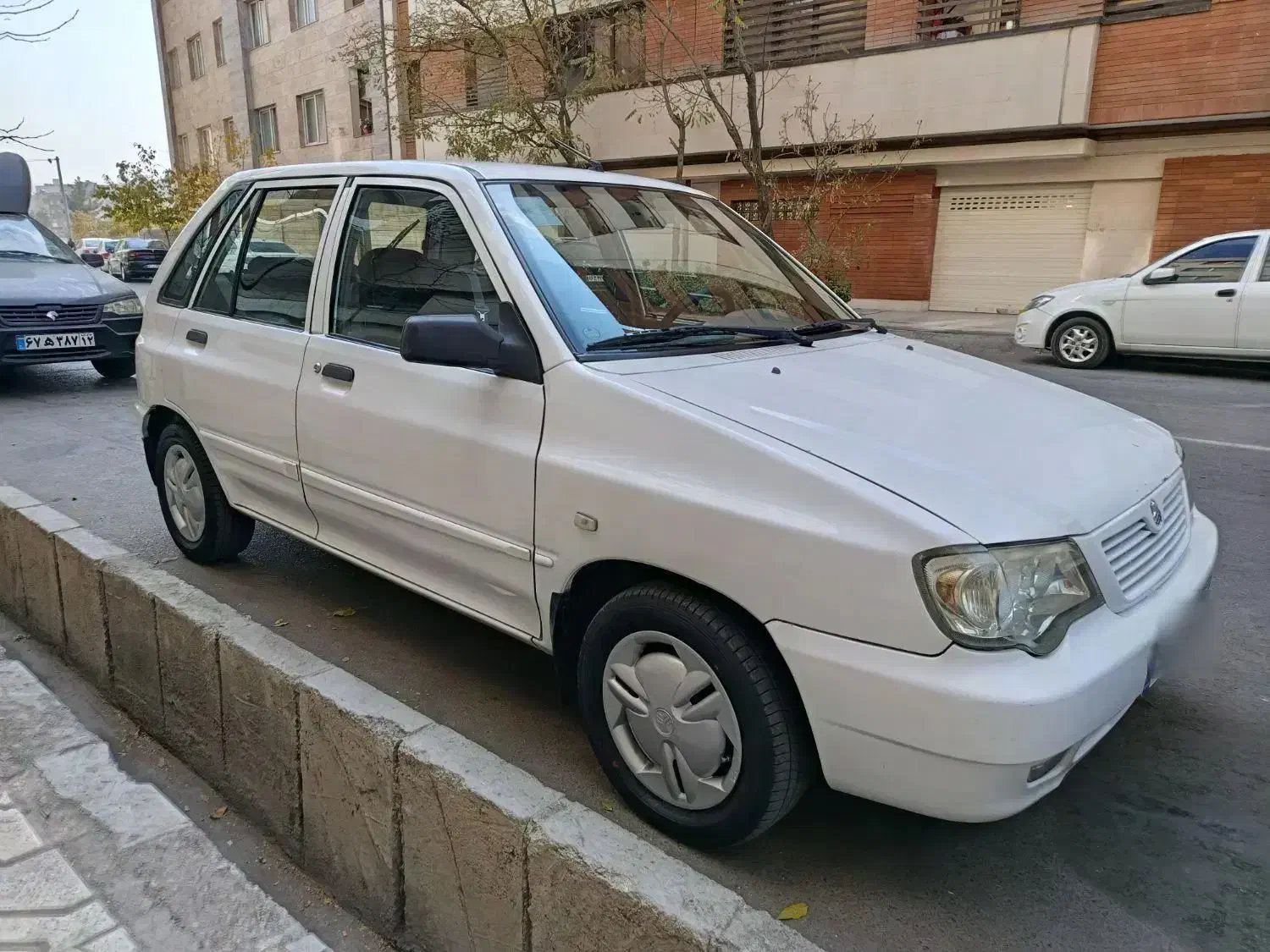 111 بدون رنگ مدل 95|خودرو سواری و وانت|مشهد, الهیه|دیوار