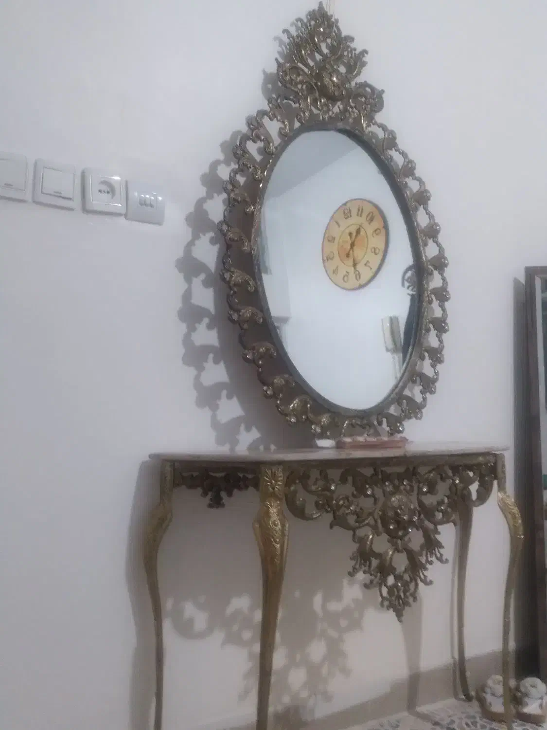 آینه و کنسول|بوفه، ویترین، کنسول|فردیس, منظریه|دیوار