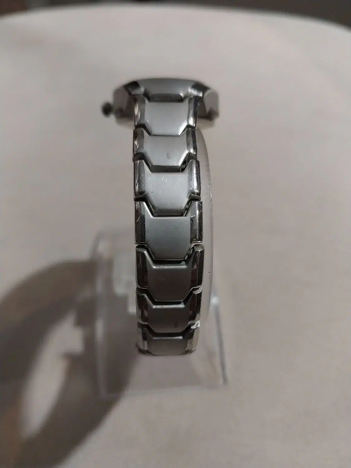 ساعت مچی زنانه|ساعت|اصفهان, ارغوانیه|دیوار