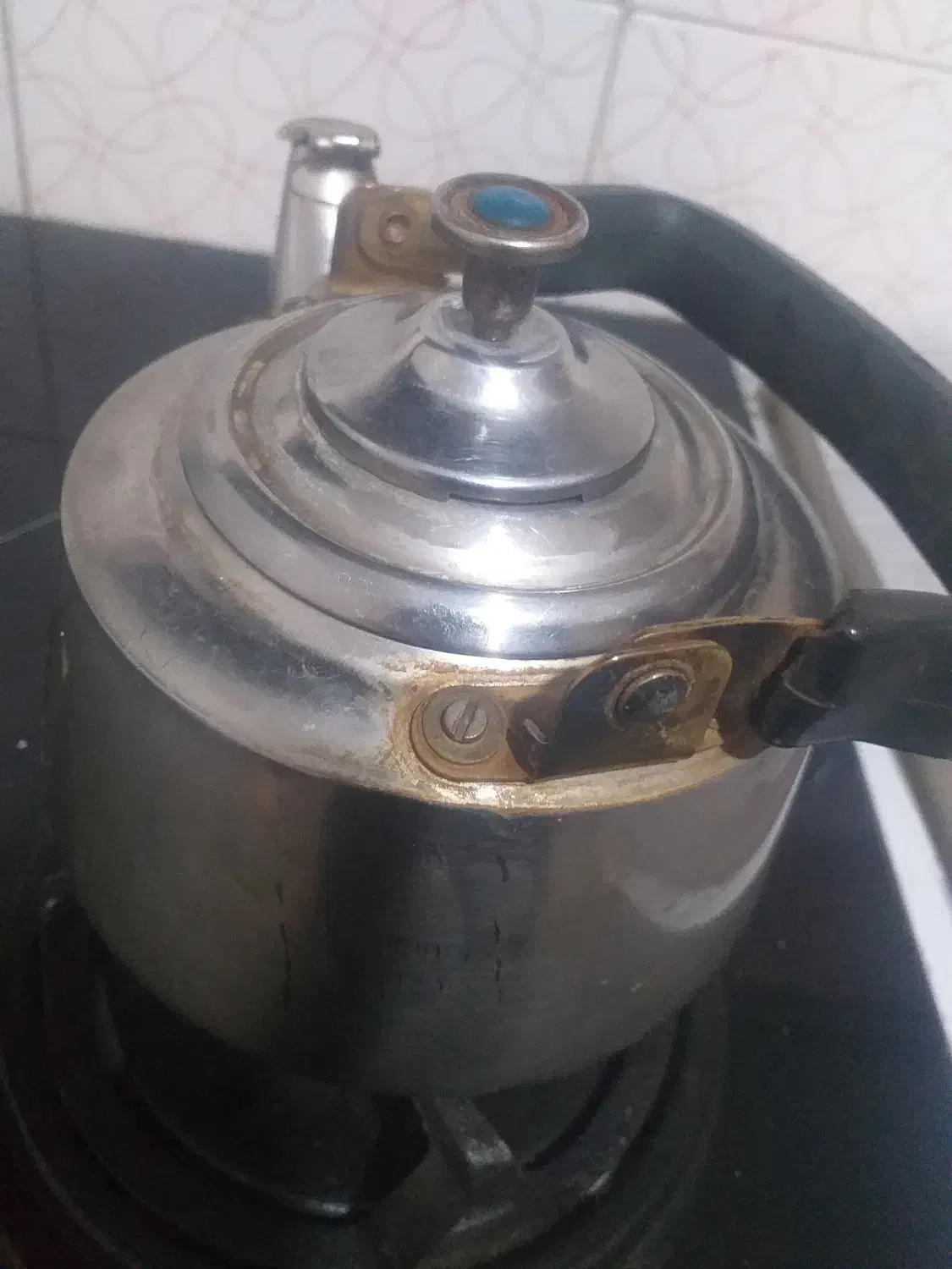 قوری قدیمی روسیه ای بوق دار|کلکسیون اشیاء عتیقه|مریوان, |دیوار