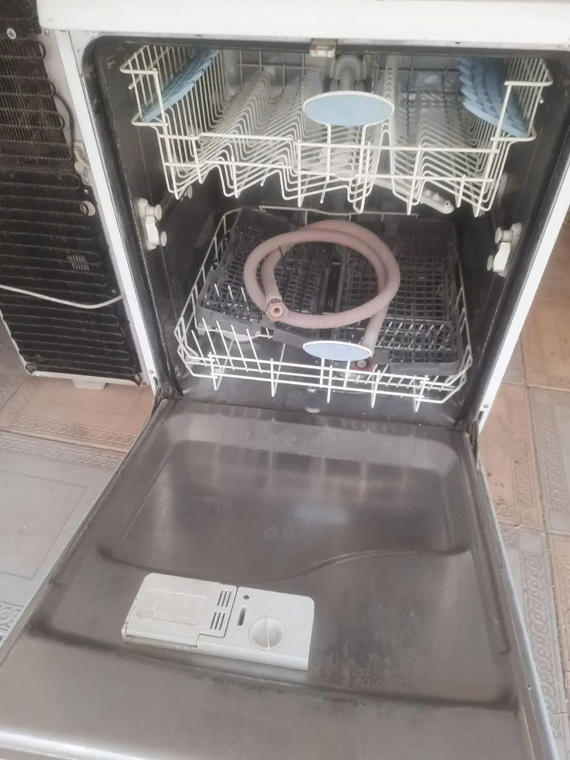 ماشین ظرفشویی ایندوزیت|ماشین ظرفشویی|سبزوار, غرب نیروگاه|دیوار