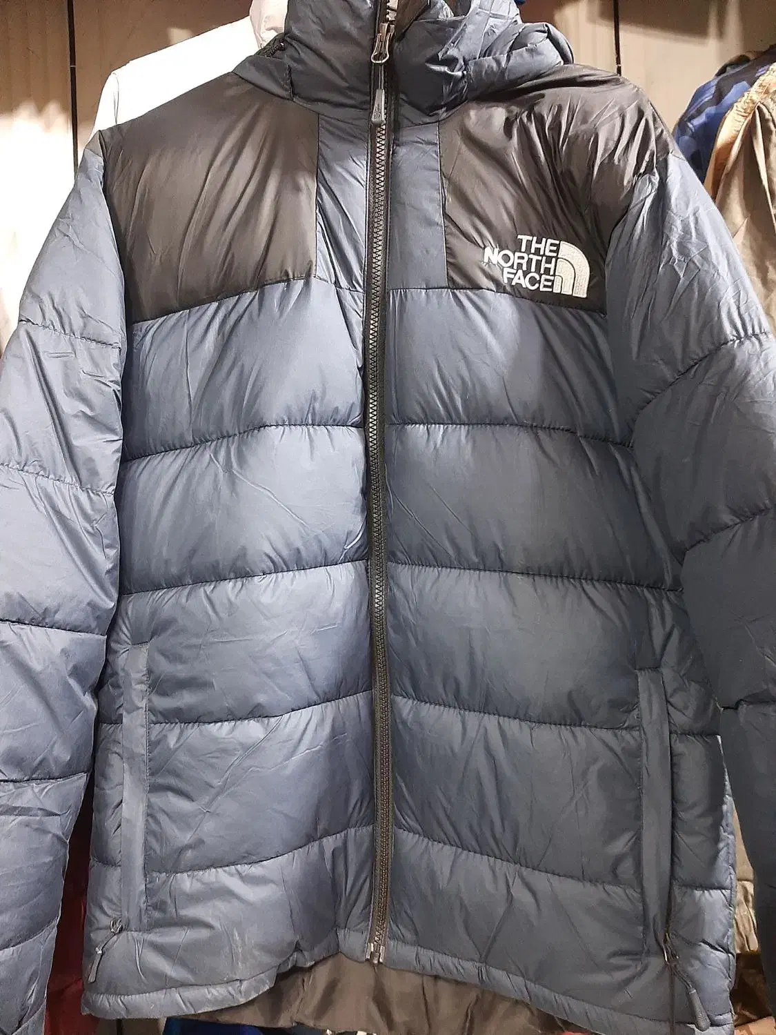 کاپشن پر نورس فیس|لباس|سمیرم, |دیوار