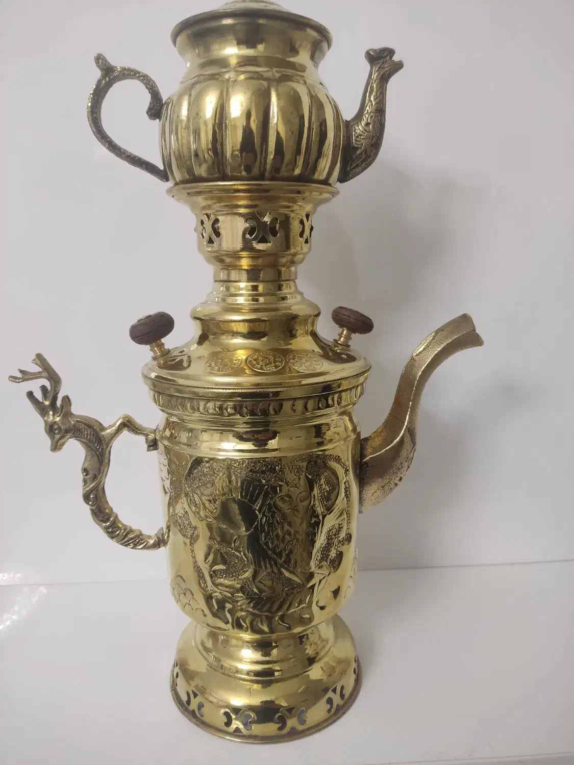 سماور زغالی شکاری همراه باقوری انتیک|کلکسیون اشیاء عتیقه|تهران, دربند|دیوار