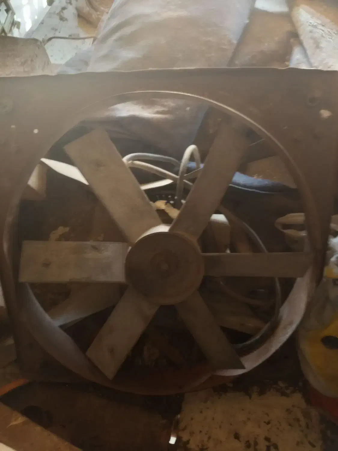 موتور فن و مشعل|پنکه و تصفیه‌کنندهٔ هوا|آبادان, |دیوار