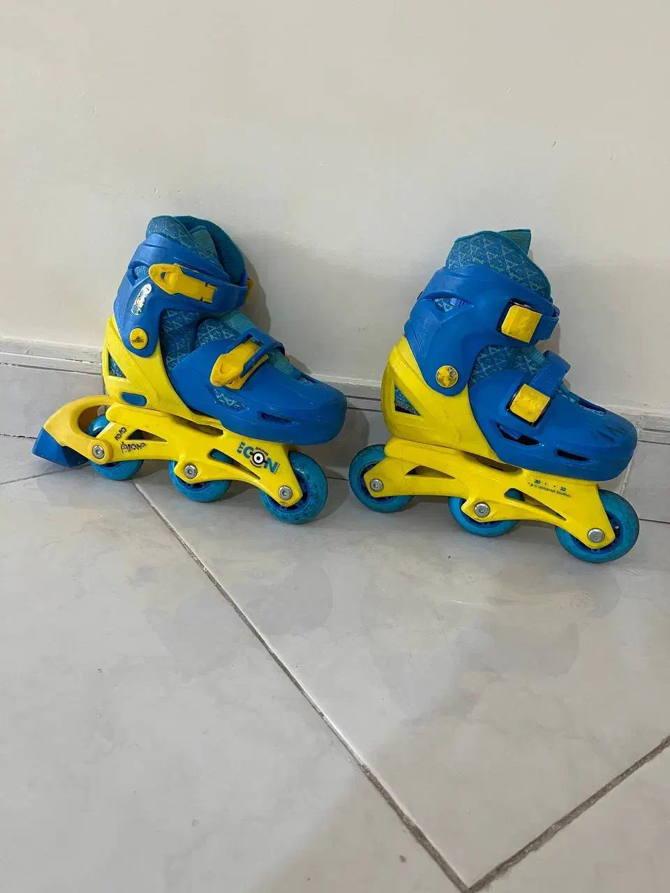 اسکیت سایز ۲۰،۲۲|دوچرخه، اسکیت، اسکوتر|تهران, والفجر (افسریه)|دیوار