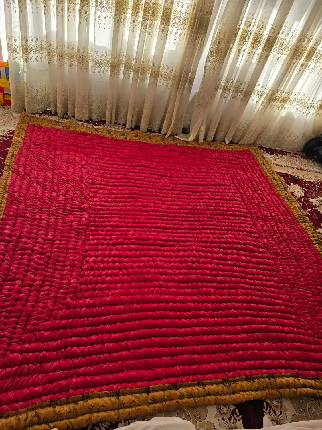 لحاف کرسی|رختخواب، بالش، پتو|خمینی‌شهر, |دیوار