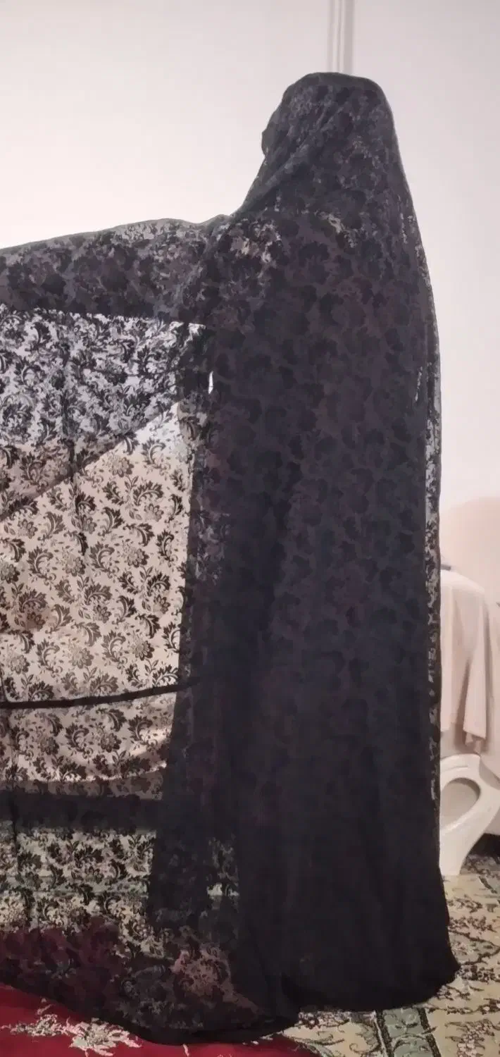 چادرمجلسی|لباس|رشت, دروازه لاکان|دیوار