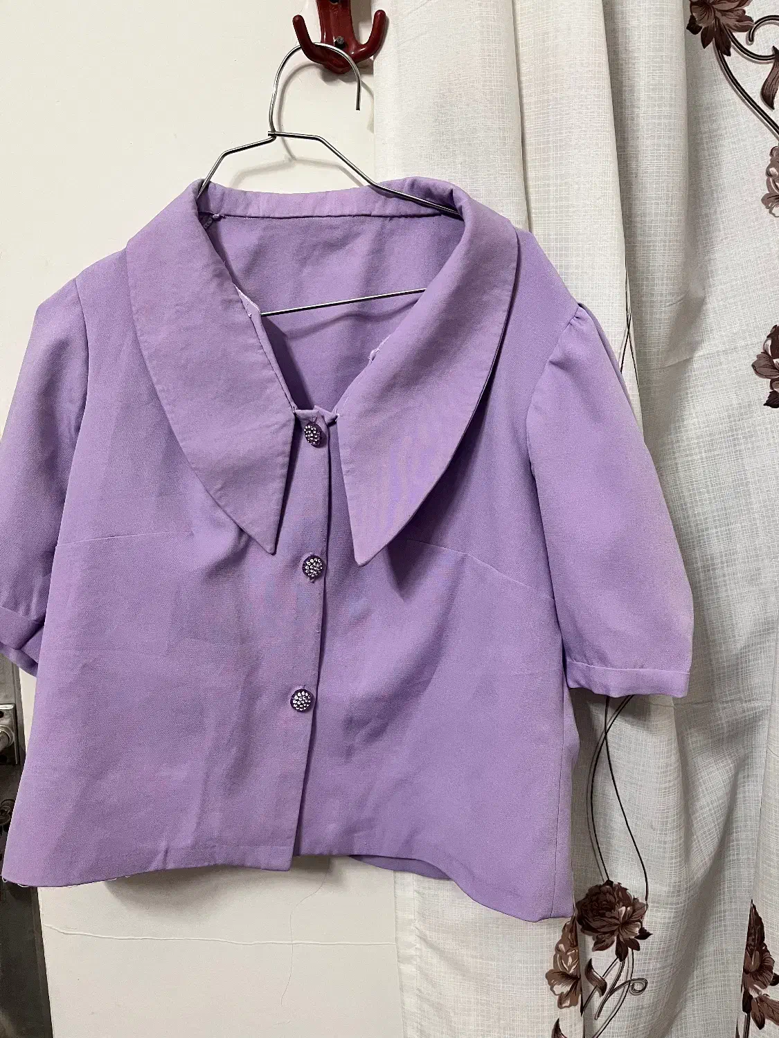 شومیز|لباس|گرگان, |دیوار