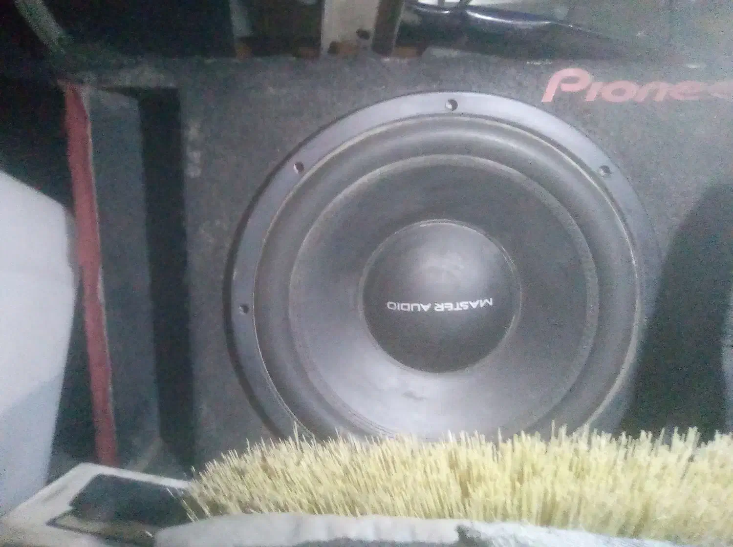 ساب و باکس مستر ایدیو|صوتی و تصویری|هشتگرد, ایقربلاغ|دیوار