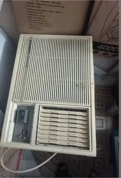 2 عدد کولر گازی پنجره ای اوجنرال کنترلی|کولر گازی و فن‌کوئل|تهران, شهرک شریفی|دیوار
