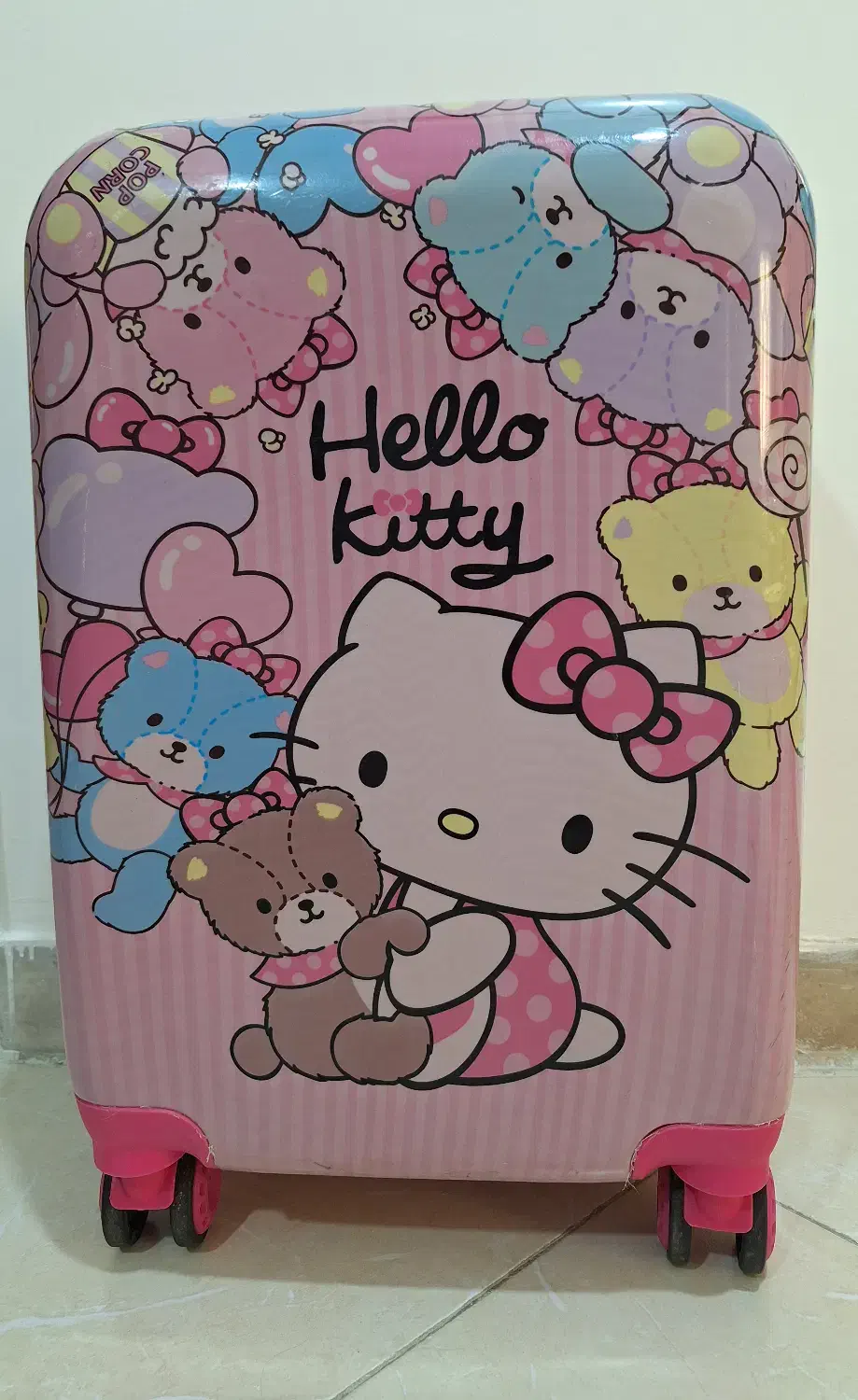 چمدان فایبر گلاس بچگانه کیتی سایز تقریبا متوسط|اسباب و اثاث بچه|تهران, تولید دارو|دیوار